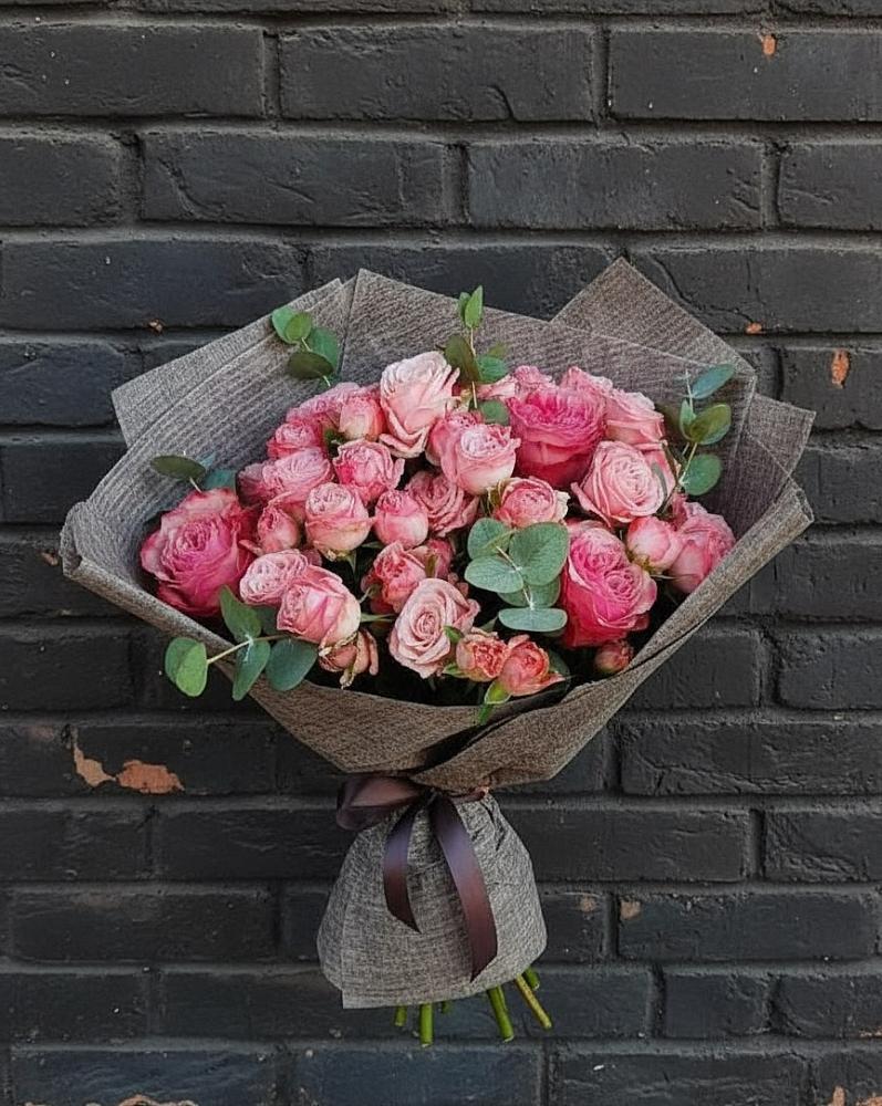 Букет цветов из: Розы в Старомарьевке