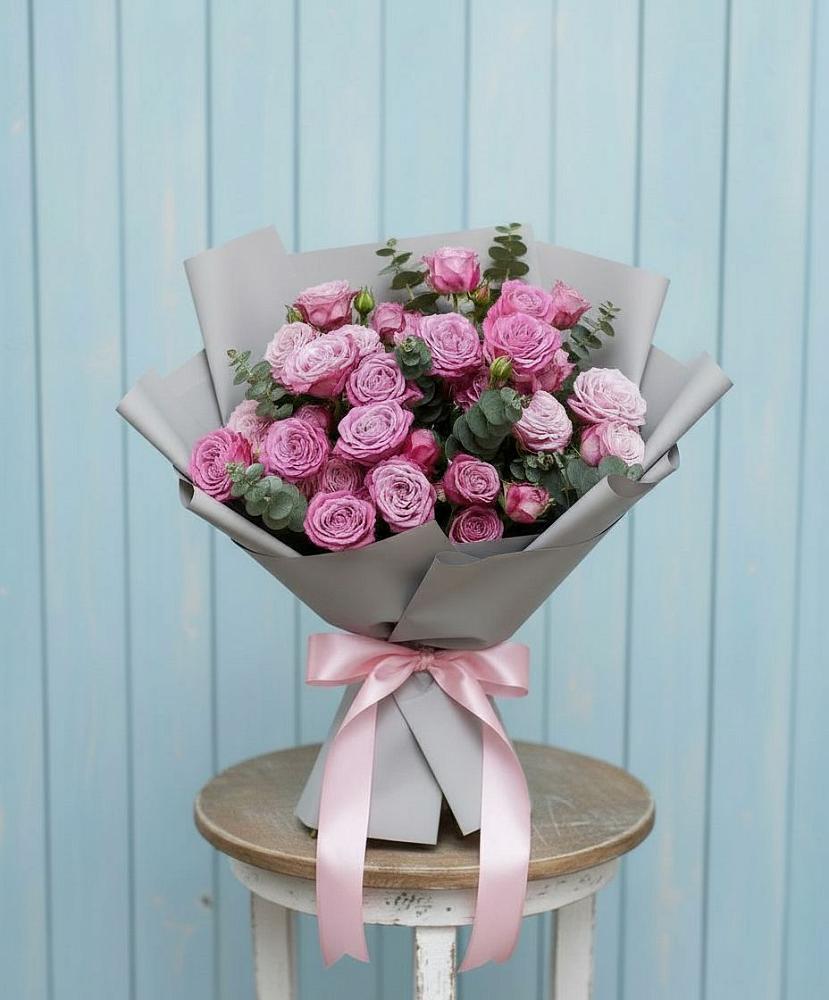 Букет цветов из: Розы в Старомарьевке