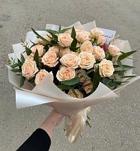 Букет Кремовые розы Латте в Старомарьевке