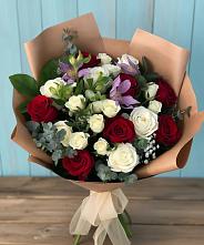 Букет цветов из:  Розы и Альстромерии в Старомарьевке