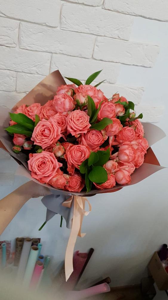 Букет цветов из: Розы в Старомарьевке