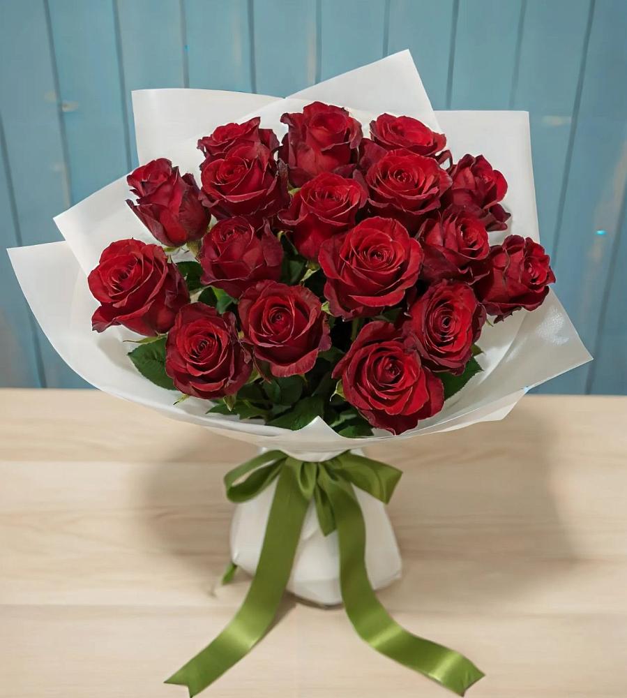 Букет Красные розы в Старомарьевке