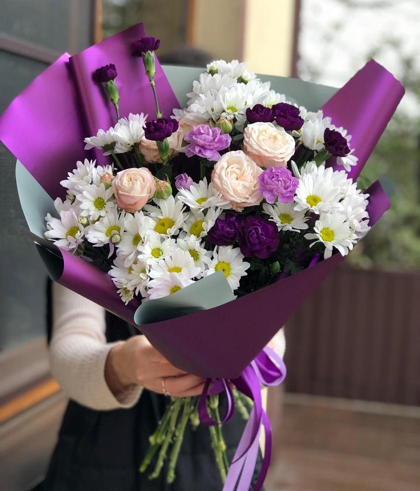Букет цветов из: Хризантемы, Гвоздики и Розы в Старомарьевке