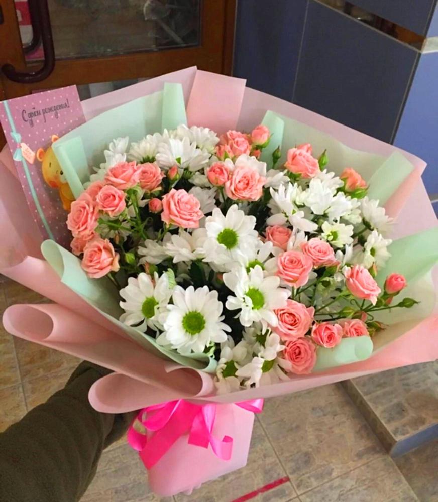 Букет цветов из: Розы и Хризантемы в Старомарьевке