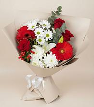 Букет цветов из:  Розы, Хризантемы, Герберы и Лилии в Старомарьевке