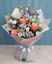 Букет цветов из:  Лизиантусы, Розы, Альстромерии и Гипсофила #REPLACE_PRED# Старомарьевке