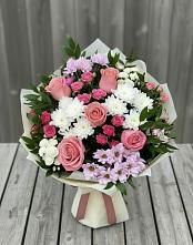 Букет цветов из:  Альстромерии, Гвоздики, Розы и Хризантемы в Старомарьевке