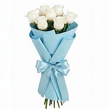 Букет 7 белых роз Проуд в Старомарьевке