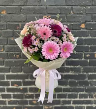 Букет цветов из:  Герберы и Хризантемы в Старомарьевке