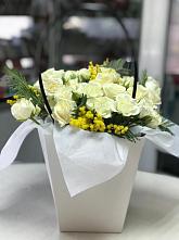 Цветочная композиция из Розы  в Старомарьевке