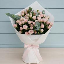 Букет цветов из:  Розы в Старомарьевке