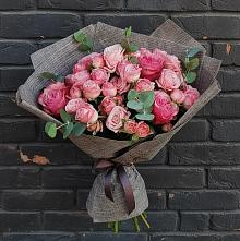Букет цветов из:  Розы в Старомарьевке